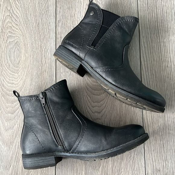 Romika Chelsea Boot, Boho Ankle Boot - Black Vegan Leather - Picture 4 of 7